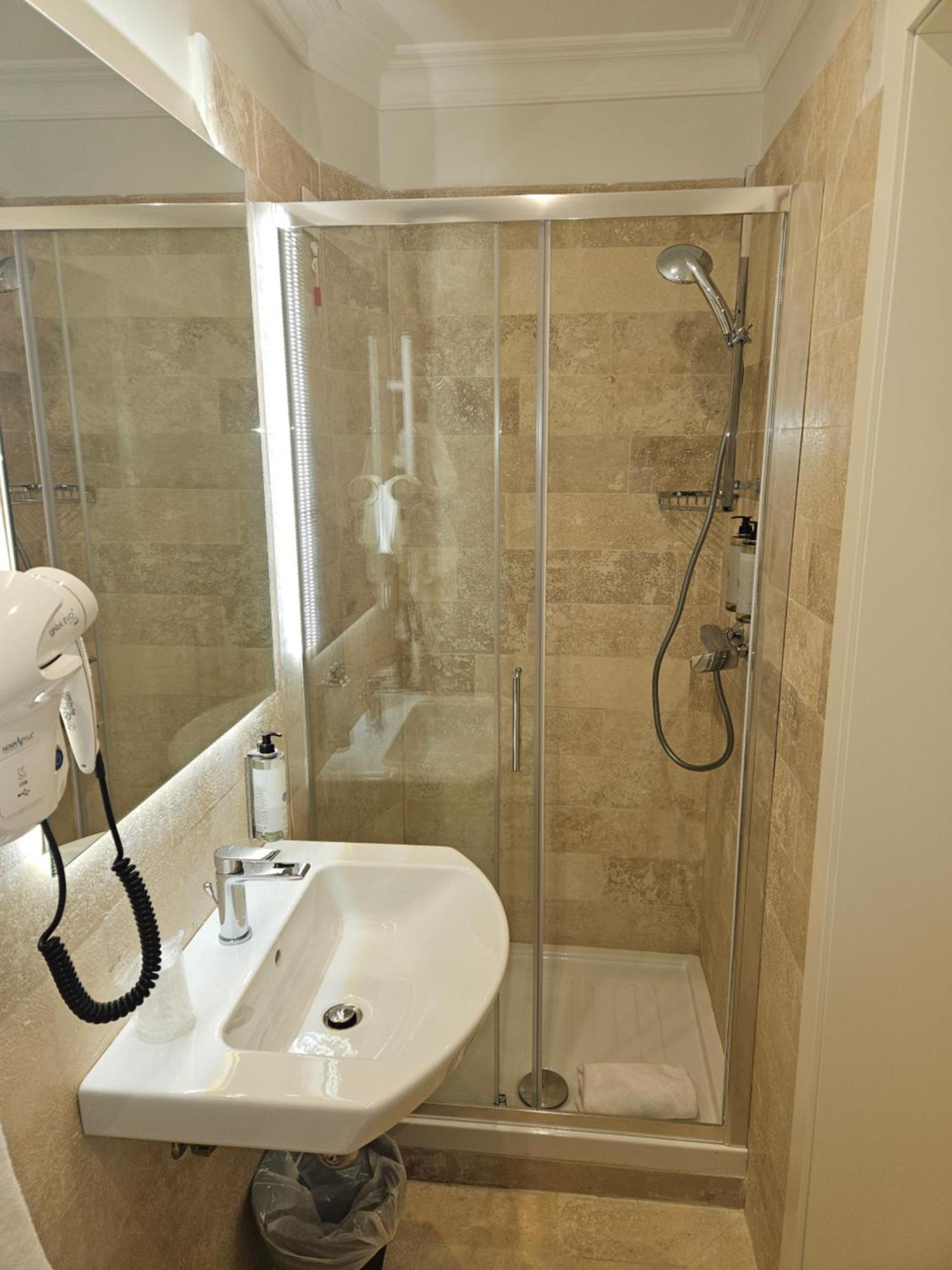 Aca Hotel Viminale Rome Exterior photo