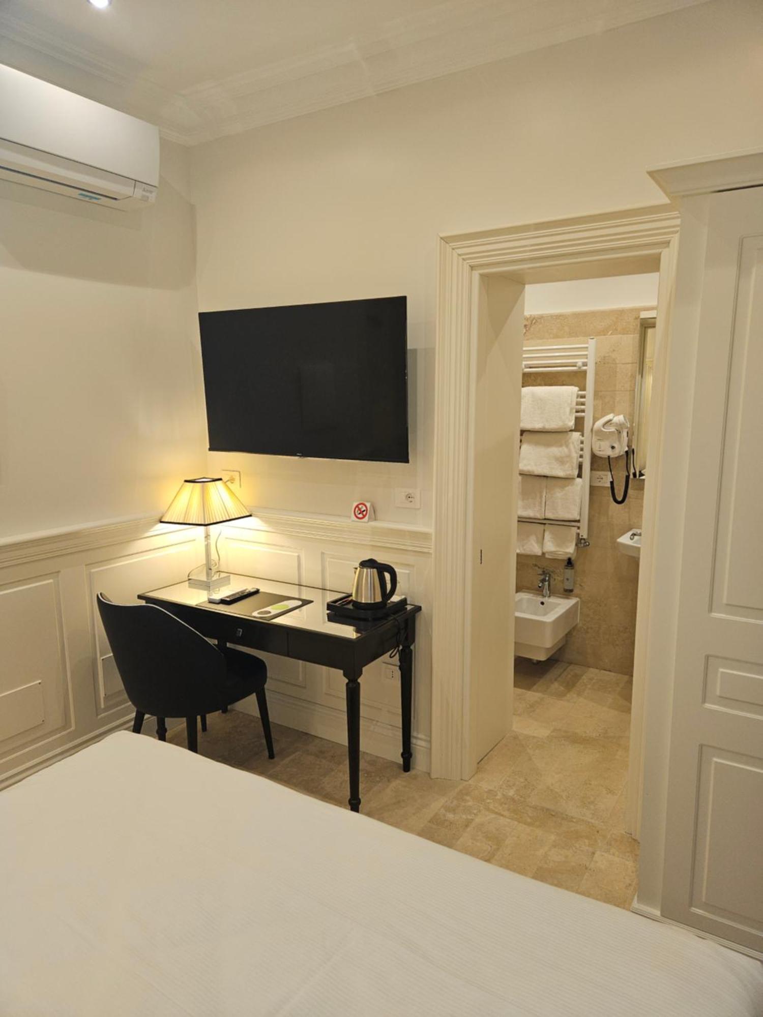 Aca Hotel Viminale Rome Exterior photo
