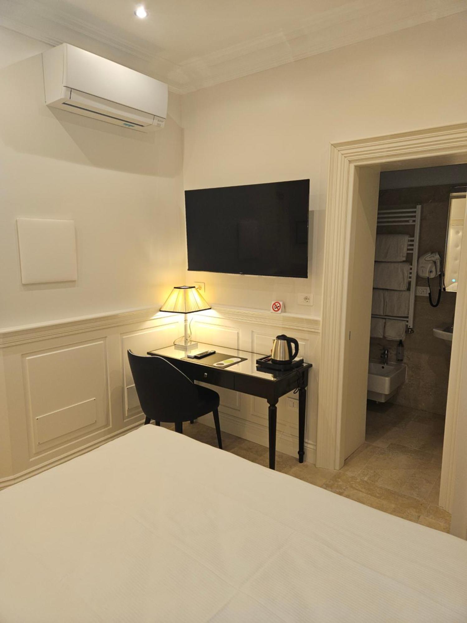 Aca Hotel Viminale Rome Exterior photo